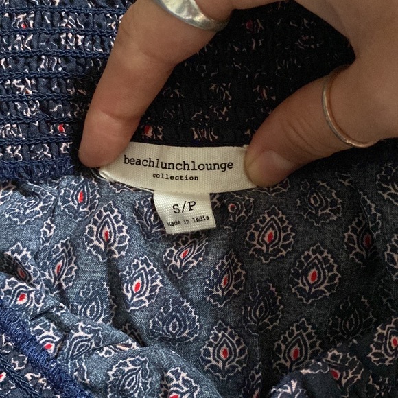 Beach Lunch Lounge Top - Picture 2 of 5